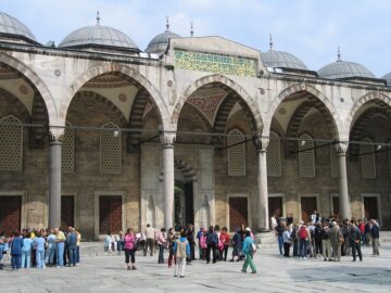 Sultan_Ahmed_Mosque_01